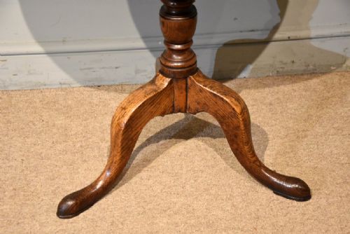 SMALL GEORGE III TILTING WINE LAMP OAK TRIPOD TABLE - ADDITIONAL PHOTO 3