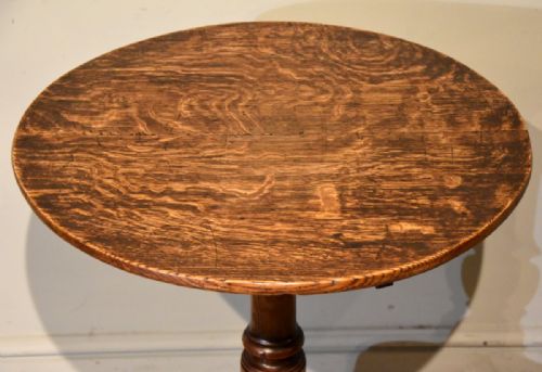 SMALL GEORGE III TILTING WINE LAMP OAK TRIPOD TABLE - ADDITIONAL PHOTO 6