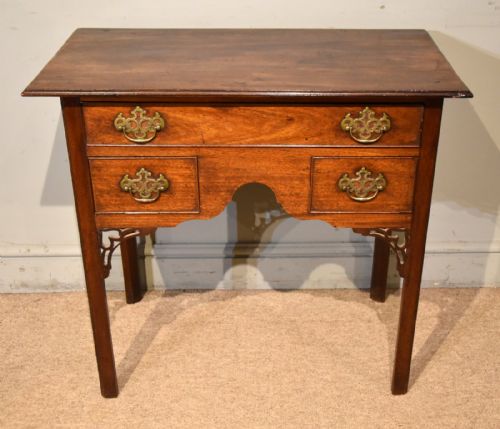 18TH CENTURY MAHOGANY LOWBOY - ADDITIONAL PHOTO 1