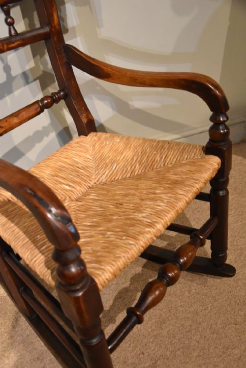 19TH CENTURY LANCASHIRE ASH AND ELM ROCKING CHAIR - ADDITIONAL PHOTO 5