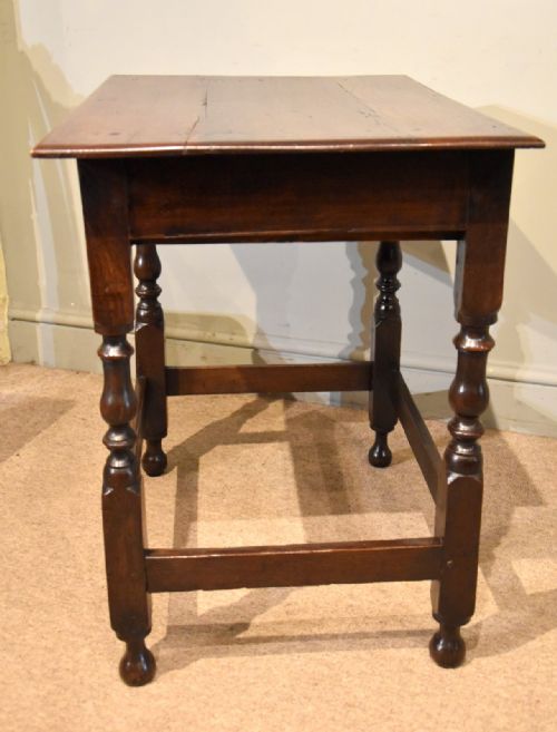 EARLY 18TH CENTURY OAK SIDE TABLE - ADDITIONAL PHOTO 6