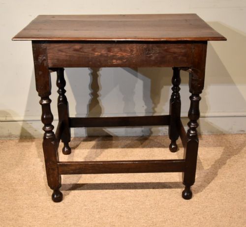 EARLY 18TH CENTURY OAK SIDE TABLE - ADDITIONAL PHOTO 7
