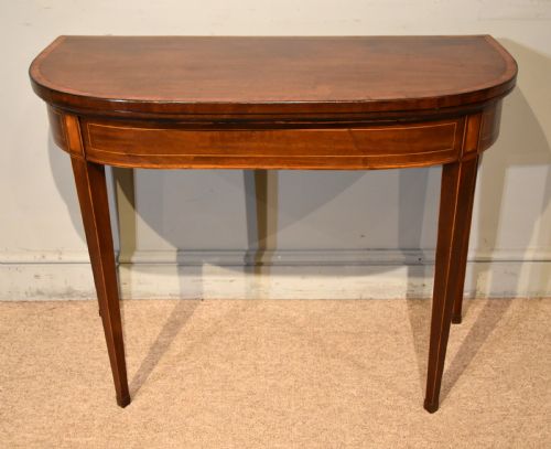18TH CENTURY MAHOGANY CROSSBANDED CARD TABLE - ADDITIONAL PHOTO 1