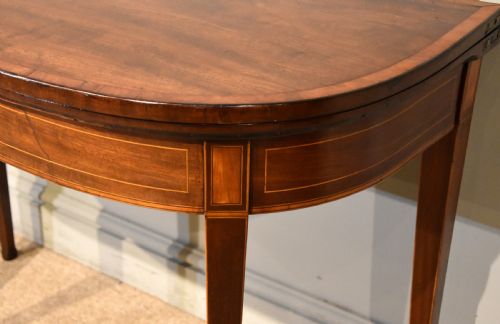 18TH CENTURY MAHOGANY CROSSBANDED CARD TABLE - ADDITIONAL PHOTO 3
