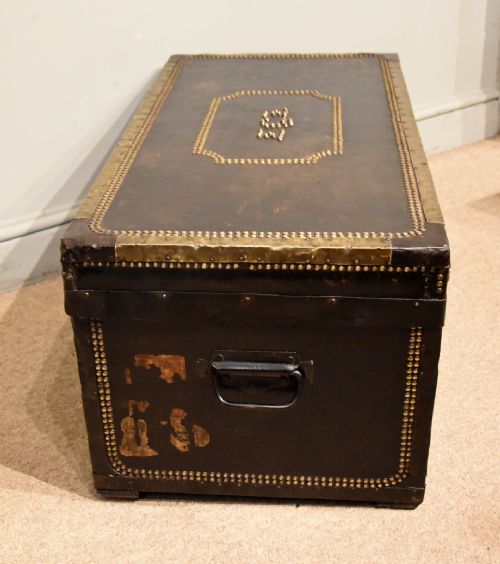 19TH CENTURY REGENCY LEATHER BRASS IRON BOUND COACHING TRUNK - ADDITIONAL PHOTO 2