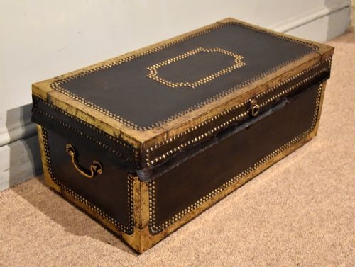 SMALL 19TH CENTURY REGENCY LEATHER BRASSBOUND COACHING TRUNK - ADDITIONAL PHOTO 1