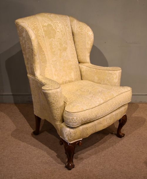 PAIR OF EARLY 20TH CENTURY WALNUT ARMCHAIRS - ADDITIONAL PHOTO 4