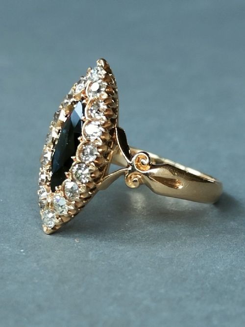 EDWARDIAN 18CT GOLD SAPPHIRE DIAMOND MARQUISE RING - ADDITIONAL PHOTO 2