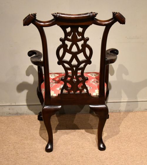 19TH CENTURY PAIR OF IRISH MAHOGANY CARVED ARMCHAIRS - ADDITIONAL PHOTO 5