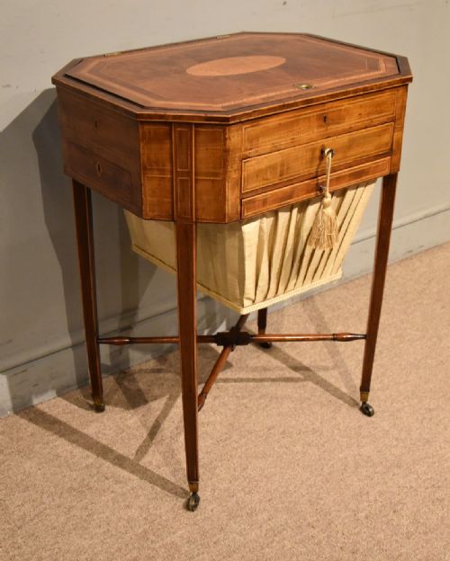18TH CENTURY SHERATON PERIOD FADED MAHOGANY WORK TABLE - ADDITIONAL PHOTO 4