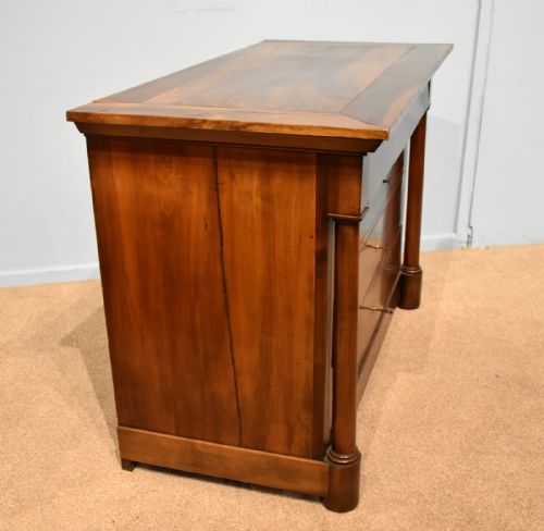 19TH CENTURY FRENCH WALNUT COMMODE - ADDITIONAL PHOTO 3