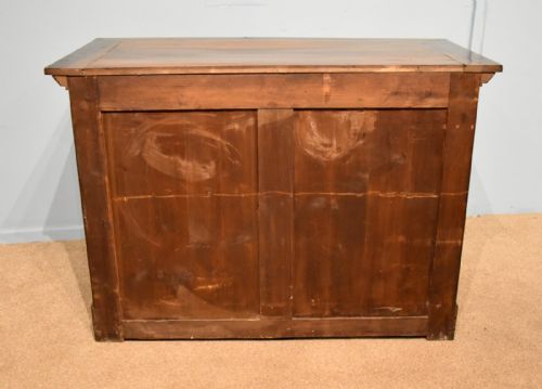 19TH CENTURY FRENCH WALNUT COMMODE - ADDITIONAL PHOTO 4