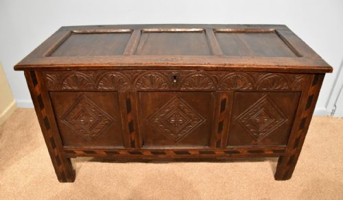 17TH CENTURY OAK THREE PANELLED COFFER - ADDITIONAL PHOTO 1