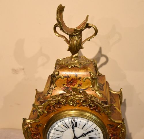 FRENCH EIGHT DAY VERNIS MARTIN MANTEL CLOCK - ADDITIONAL PHOTO 3