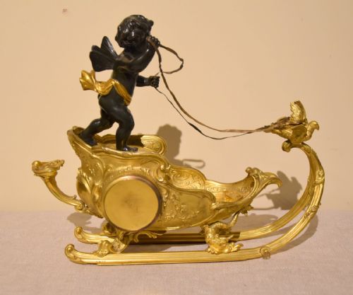 FRENCH BRONZE AND ORMOLU STRIKING MANTEL CLOCK - ADDITIONAL PHOTO 1
