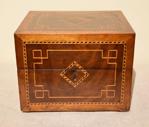 REGENCY SIX DECANTER BOX WITH ORIGINAL DECANTERS - ADDITIONAL PHOTO 2