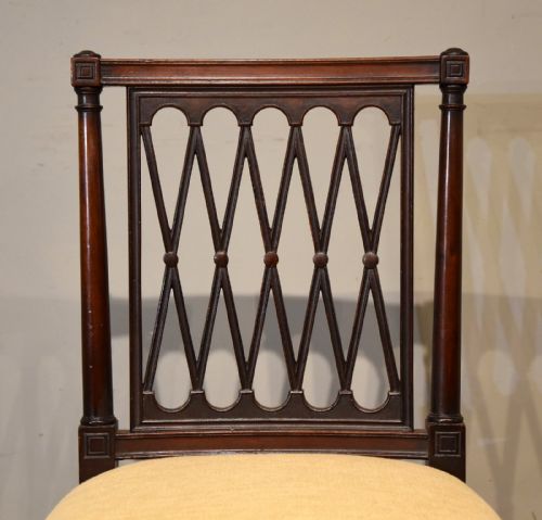 SET OF EIGHT SHERATON DESIGN MAHOGANY DINING CHAIRS - ADDITIONAL PHOTO 7