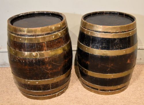 PAIR OF 19TH CENTURY OAK AND BRASS BOUND BARRELS - ADDITIONAL PHOTO 1