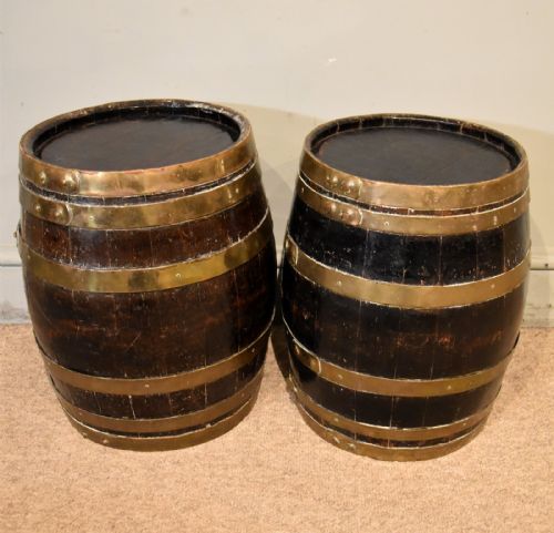 PAIR OF 19TH CENTURY OAK AND BRASS BOUND BARRELS - ADDITIONAL PHOTO 3