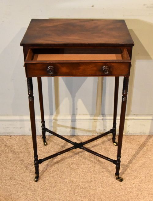 GEORGE III MAHOGANY SIDE TABLE OCCASIONAL TABLE - ADDITIONAL PHOTO 1