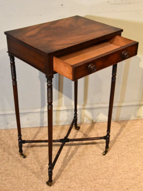 GEORGE III MAHOGANY SIDE TABLE OCCASIONAL TABLE - ADDITIONAL PHOTO 3