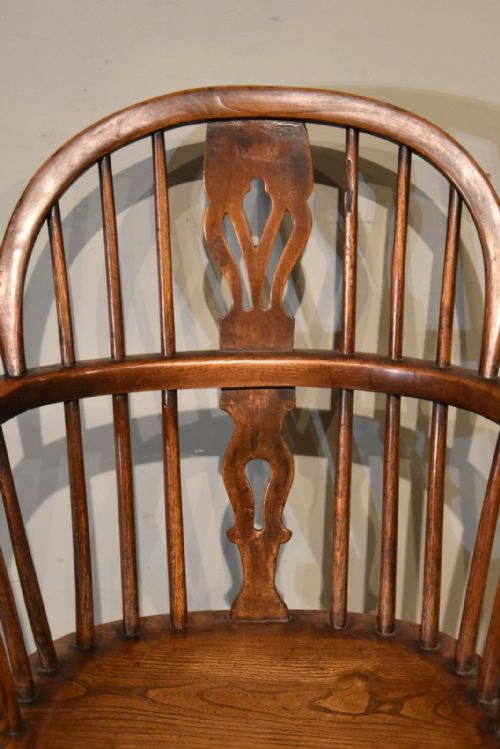 19TH CENTURY ASH AND ELM WINDSOR CHAIR - ADDITIONAL PHOTO 3