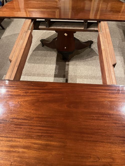 LARGE 19TH CENTURY EXTENDING DINING TABLE - ADDITIONAL PHOTO 11