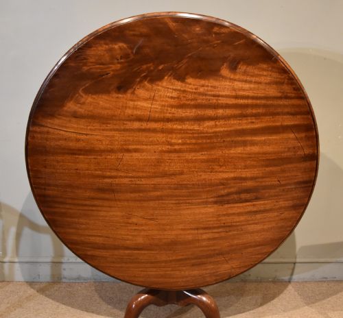 LARGE GEORGE III TILTTOP MAHOGANY CENTRE TABLE - ADDITIONAL PHOTO 1
