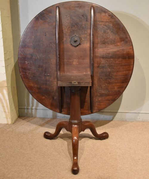 LARGE GEORGE III TILTTOP MAHOGANY CENTRE TABLE - ADDITIONAL PHOTO 4
