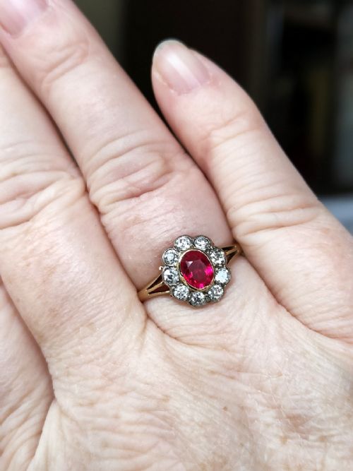 BEAUTIFUL ANTIQUE 18CT GOLD RUBY DIAMOND CLUSTER RING - ADDITIONAL PHOTO 8