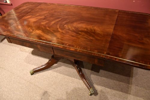 LARGE SINGLE PEDESTAL REGENCY MAHOGANY DINING SOFA TABLE - ADDITIONAL PHOTO 7