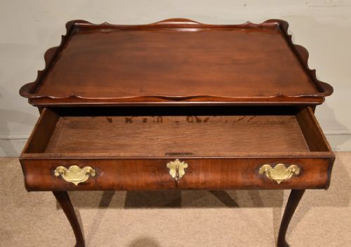 GEORGE II MAHOGANY SILVER TABLE RAISED ON CABRIOLE LEGS - ADDITIONAL PHOTO 2