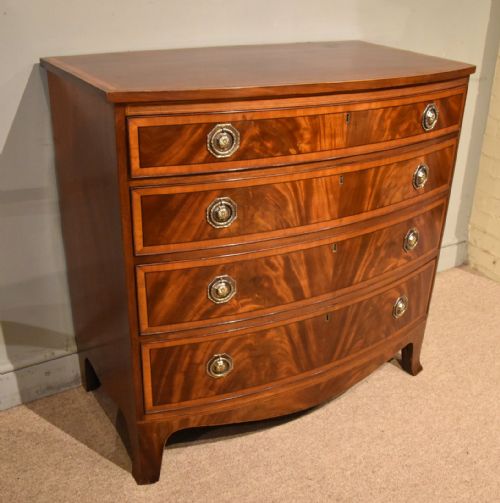 GEORGE III MAHOGANY CHEST OF DRAWERS - ADDITIONAL PHOTO 2
