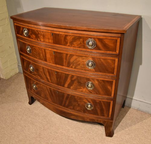 GEORGE III MAHOGANY CHEST OF DRAWERS - ADDITIONAL PHOTO 5