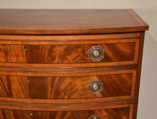 GEORGE III MAHOGANY CHEST OF DRAWERS - ADDITIONAL PHOTO 6