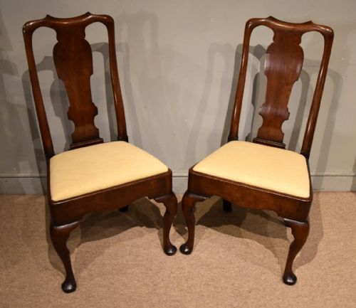 george i walnut pair side chairs - CATEGORY: ANTIQUE CHAIRS - DATED 18TH CENTURY