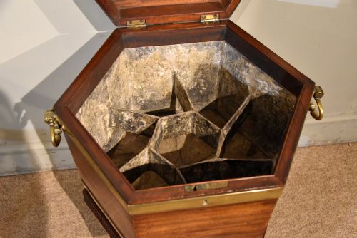 18TH CENTURY MAHOGANY HEXAGONAL WINE COOLER - ADDITIONAL PHOTO 3