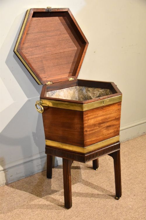 18TH CENTURY MAHOGANY HEXAGONAL WINE COOLER - ADDITIONAL PHOTO 4