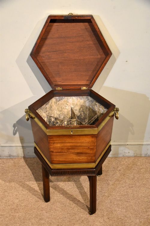 18TH CENTURY MAHOGANY HEXAGONAL WINE COOLER - ADDITIONAL PHOTO 5