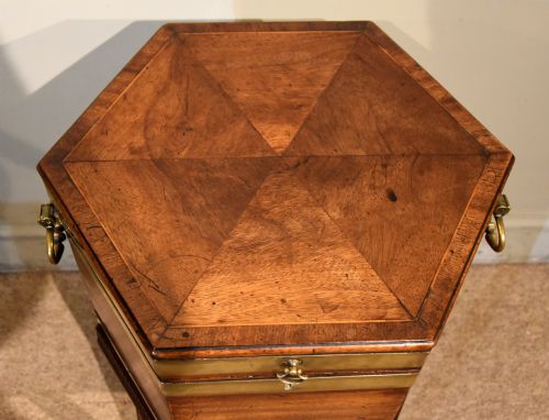 18TH CENTURY MAHOGANY HEXAGONAL WINE COOLER - ADDITIONAL PHOTO 6