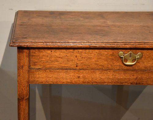MID 18TH CENTURY OAK LOWBOY - ADDITIONAL PHOTO 4