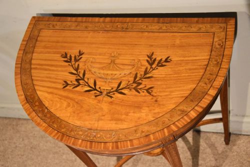 19TH CENTURY SATINWOOD INLAID CONSOLE TABLE - ADDITIONAL PHOTO 6