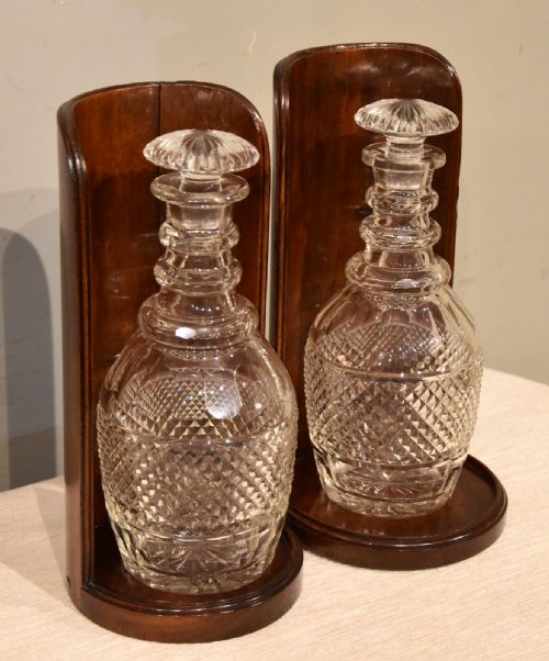 RARE PAIR OF GEORGE III MAHOGANY DECANTER STANDS - ADDITIONAL PHOTO 8
