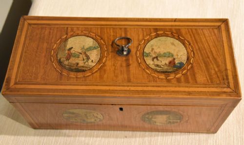 LATE 18TH CENTURY SATINWOOD TEA CHEST - ADDITIONAL PHOTO 4