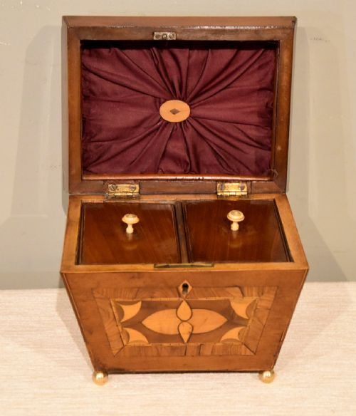 REGENCY MAHOGANY TEA CADDY - ADDITIONAL PHOTO 2