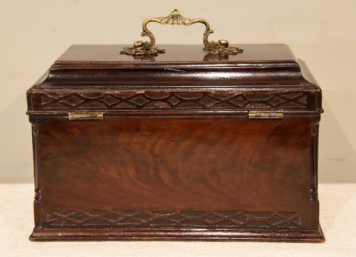 MID 18TH CENTURY MAHOGANY TEA CHEST - ADDITIONAL PHOTO 1