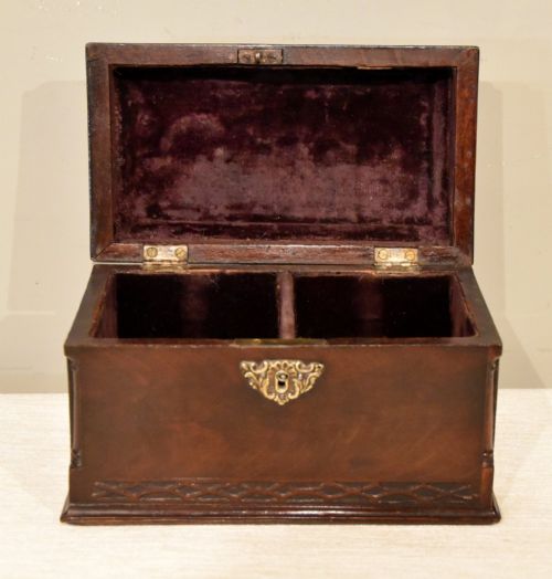 MID 18TH CENTURY MAHOGANY TEA CHEST - ADDITIONAL PHOTO 2
