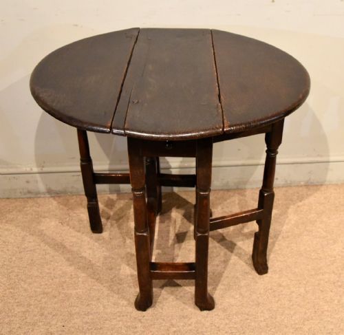 SMALL LATE 17TH CENTURY OAK GATE LEG TABLE - ADDITIONAL PHOTO 5