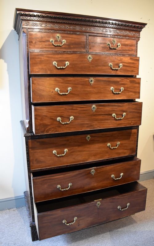 MID 18TH CENTURY MAHOGANY CARVED CHEST ON CHEST - ADDITIONAL PHOTO 6