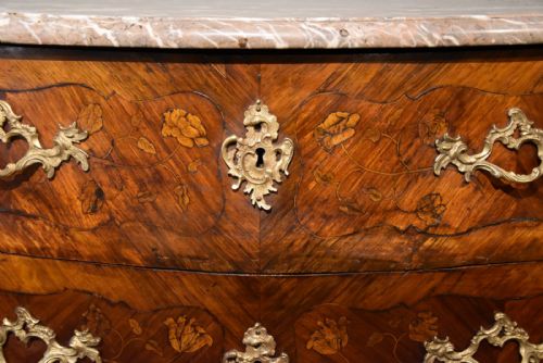 18TH CENTURY FRENCH KINGWOOD BOMBE FRONTED COMMODE - ADDITIONAL PHOTO 9